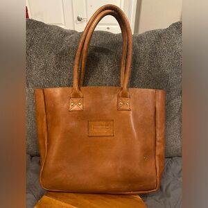Parker Clay Merkato Tote (Rust Brown)